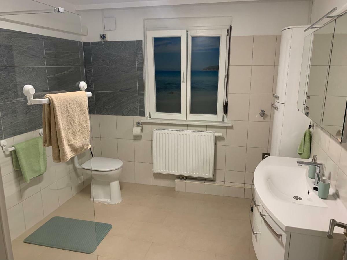 Ferienwohnungen Zum Briefmarkenhaus Moerbisch Am See Luaran gambar